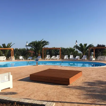 Masseria Casacapanna בית חווה